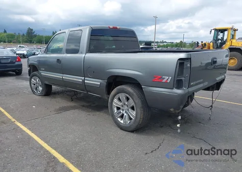 2000 Chevrolet Silverado 1500 Ls from USA, damaged, VIN 1GCEK19T0YE179352